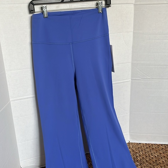 Lululemon Groove Pant SHR Flare Nulu NWT - Picture 2 of 5